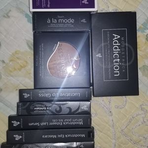 All NIB'S Younique Cosmetics 15 pc Bundle